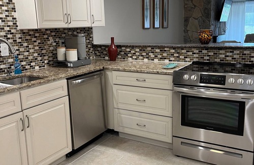 Biggar Condominio | Recently remodeled condo in peaceful community close to beaches