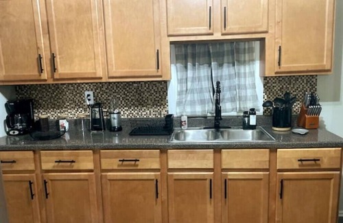 La Porte Casa | Recently renovated and furnished with outdoor fire pit & games!