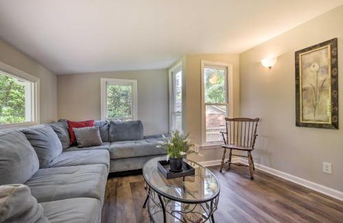 Raleigh Casa | Recently Renovated Raleigh Retreat with Patio!