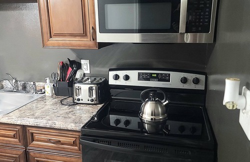 Linglestown Apartamento | Recently updated contemporary getaway. Near Hershey w/ shopping & concerts...