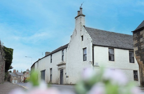 Auchtermuchty Casa | *recently updated* town House - Spacious B listed Georgian Townhouse
