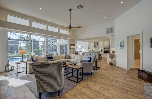 Marco Island Casa | CASA RENOVADA 2018 - Exposición Sur - Caminata a la playa y los mejores restaurantes