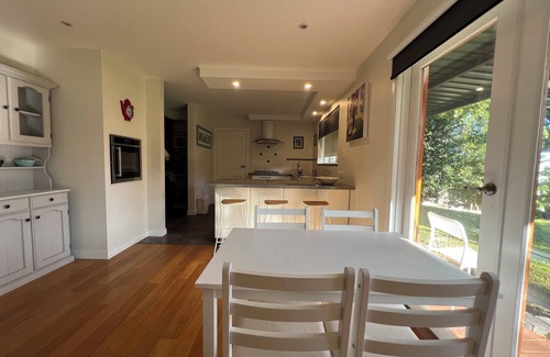 Rye Apartamento | Reconnect with loved ones in this family-friendly place.
