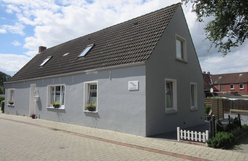 Emden Apartamento | Recreación en una casa de campo en el dique en Emden (Mar del Norte, Frisia oriental)