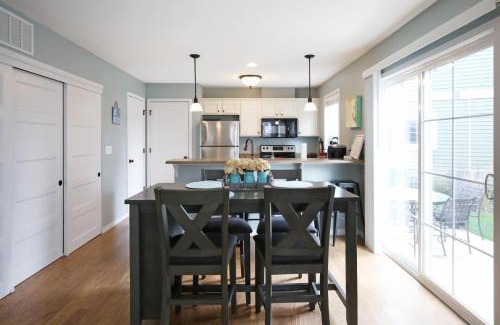Ottawa Casa | Red Anchor
