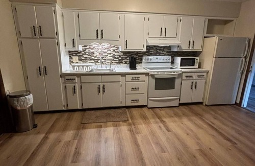 Clarks Summit Apartamento | Red Barn Village: Large space with 1 Bed/1 Bath