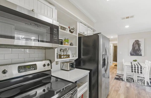 Taylor Casa | Red Brick Farm House