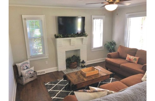 Mount Airy Casa | Red Brush Charmer - Home Away from Home