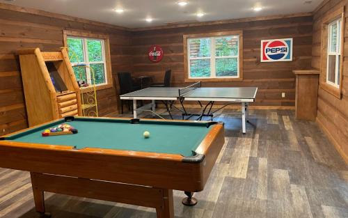 Gatlinburg Villa | Red Bud Cottage