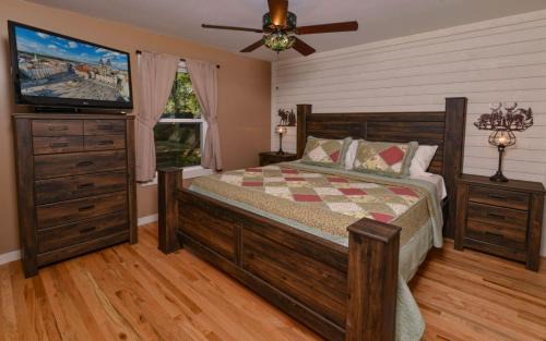 Gatlinburg Villa | Red Bud Cottage