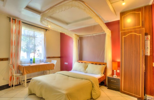 Nairobi West Casa | Red Buffalo House Hotel