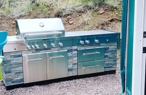 Canon City Casa | Red Canyon Summary: E