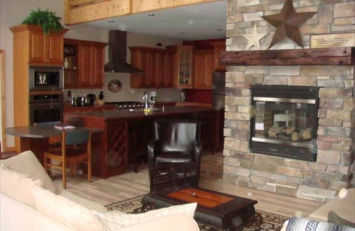 Kearney Cabaña | Red Devil Six Bedroom Cottage Private Beach