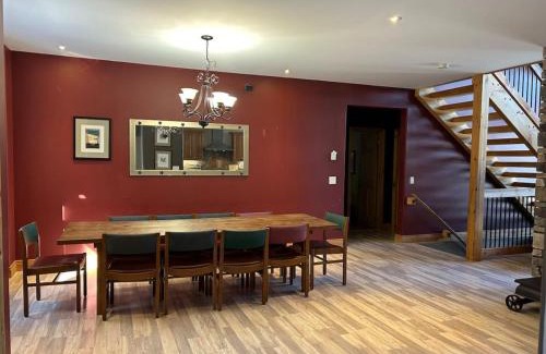Kearney Casa | Red Devil Six Bedroom Cottage Private Beach