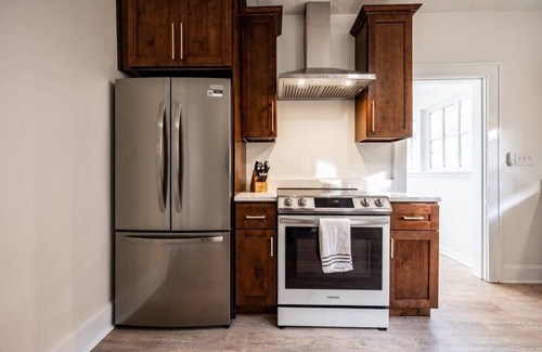 Indianapolis Casa | Red Door Cottage of Broad Ripple: Great Location!