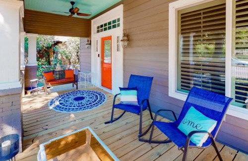 Waco Casa | Red Door Cottage