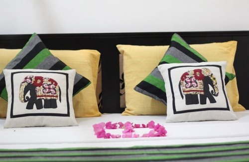 Thanamalvila Casa | Red Elephant safari Cottage