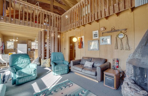 Red Feather Lakes Cabina | Red Feather Lakes Cabin w/ Deck & Views!