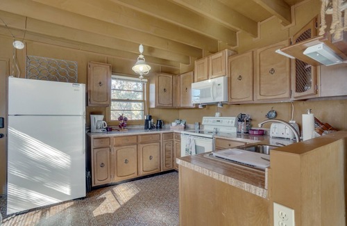Red Feather Lakes Cabina | Red Feather Lakes Cabin w/ Deck & Views!