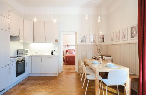 Geidorf Apartamento | Red flat by GrazRentals direct by University & free parking