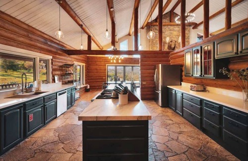 Alpine Cabina | Red Hawk Ridge SD Mag Design Winner!
