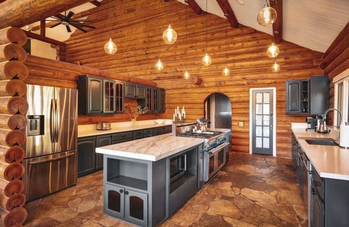 Alpine Cabina | Red Hawk Ridge SD Mag Design Winner!
