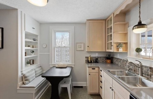 West Liberty Casa | Red Hawk Ridge Retreat