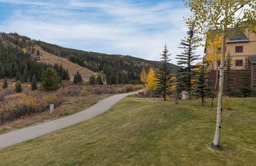 Keystone Villa | Red Hawk Townhome #2327 by Summit County Mountain Retreats