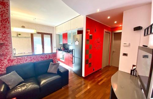 Monfalcone Apartamento | Red House