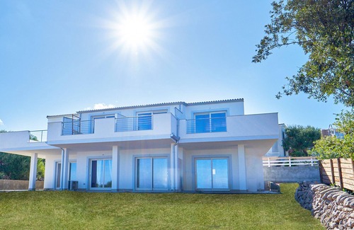 Paduledda Apartamento | Alquiler moderno Isola Rossa Cala Serena