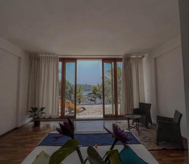 Elpitiya Cama Y Desayuno | Red Mangrove