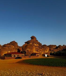 AlUla Chalet De Esquí | Red Mountain Farm