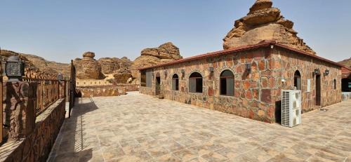 AlUla Chalet De Esquí | Red Mountain Farm