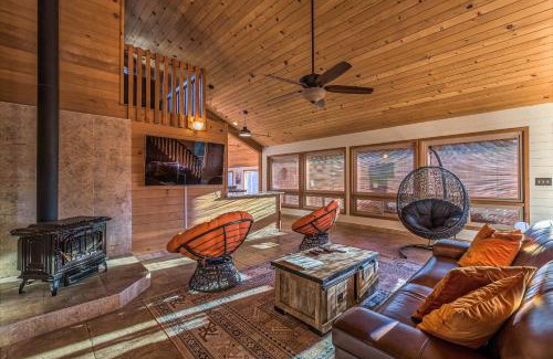 Oakhurst Casa | Red Oasis
