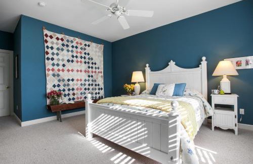 Black Mountain Casa | Red Plum Town Home