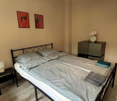 Tarnow Apartamento | Red Poppy Apartment