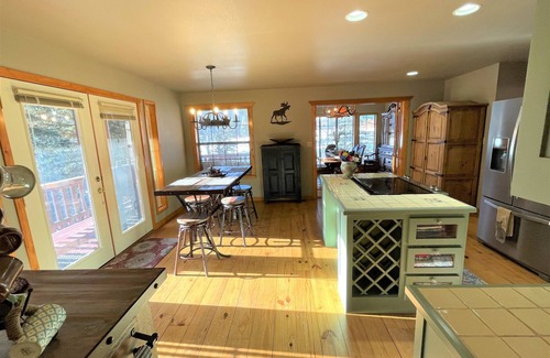 Taos Ski Valley Casa | Red River, NM Upper Valley Mountainside Retreat
