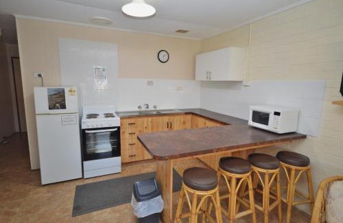 Kalbarri Villa | Red Rock Retreat C - Kalbarri WA
