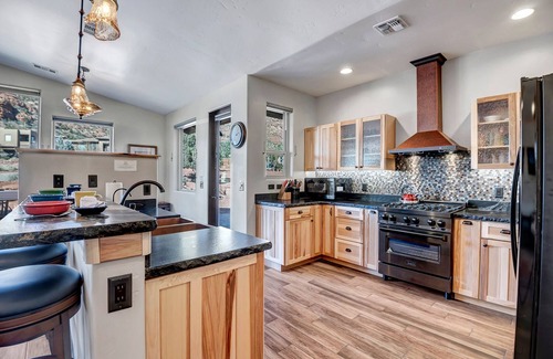 West Sedona Casa | Red rock views, private casita, prime location near trails—your peaceful Sedona escape awaits.