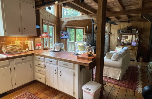 Roseland Cabaña | Red Roof Cottage, a romantic mountain getaway, hiking, fishing, & pet friendly.