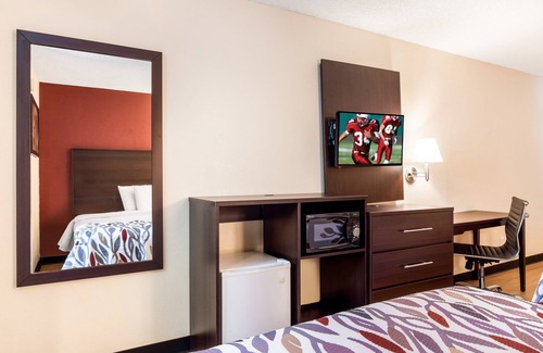 Acworth Hotel | Red Roof Inn Acworth - Emerson/ LakePoint South