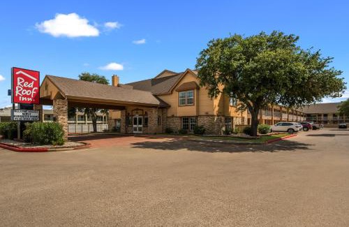 College Station Hotel | Red Roof Inn College Station
