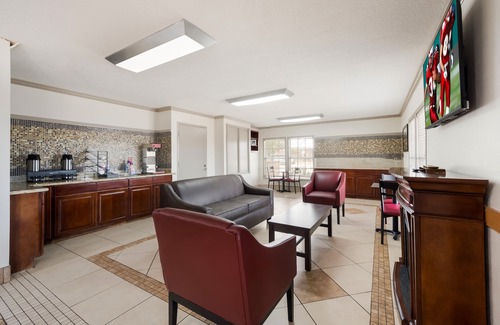 College Station Hotel | Red Roof Inn College Station