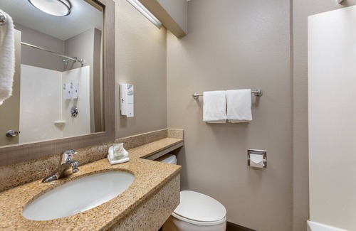 Erie Hotel | Red Roof Inn Erie – I-90
