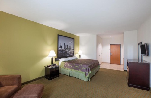 La Porte Hotel | Red Roof Inn La Porte