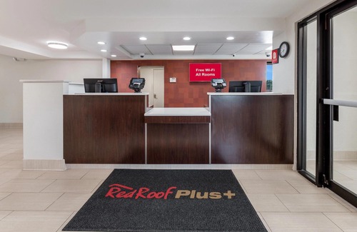Crosswoods Hotel | Red Roof Inn PLUS+ Columbus - Worthington