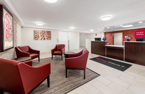 Crosswoods Hotel | Red Roof Inn PLUS+ Columbus - Worthington