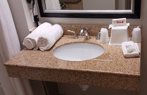 Longview Hotel | Red Roof Inn & Suites Longview