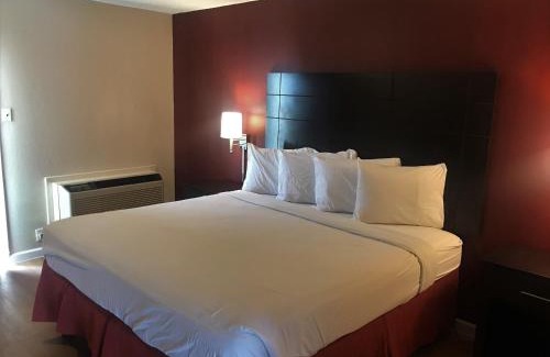 San Angelo Hotel | Red Roof Inn & Suites San Angelo