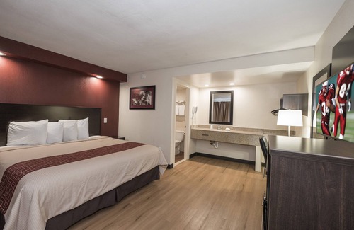 Rio Grande Hotel | Red Roof Inn Wildwood - Cape May/ Rio Grande